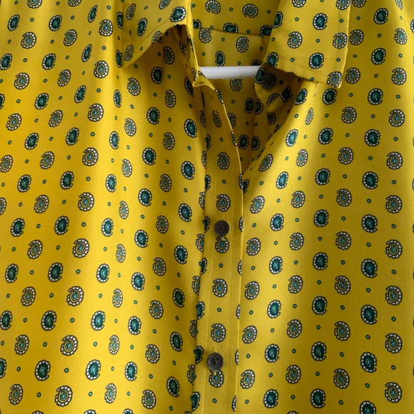 Banana Republic medium yellow blouse - Picture 2 of 6